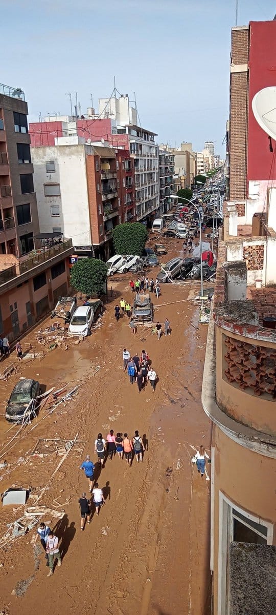 Emergencia en Valencia por DANA deja al menos 3 muertos y miles de evacuados