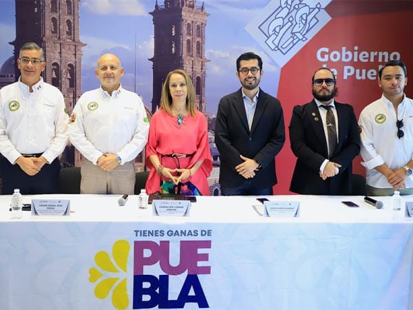 Anuncian Turismo y Asociación del Automóvil caravana de vehículos antiguos por Puebla